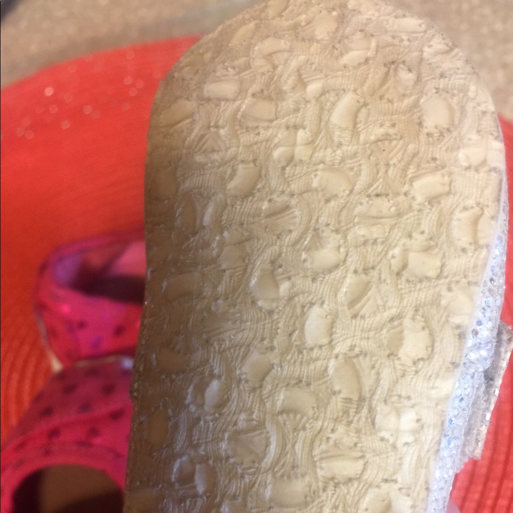 Toddler girl Toms size 3